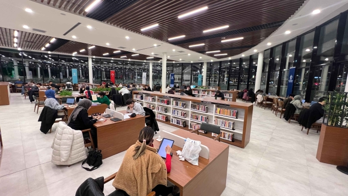 Millet Kütüphanesi’ne ilk günden yoğun ilgi